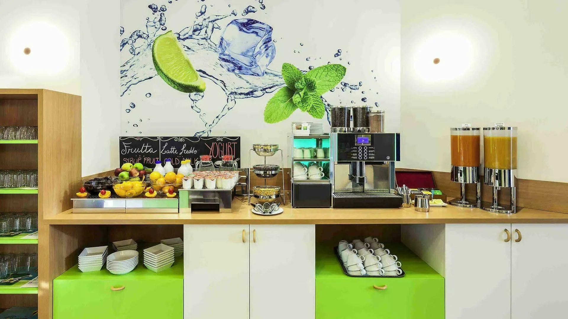 Ibis Styles Napoli Garibaldi Hotel Nápoles